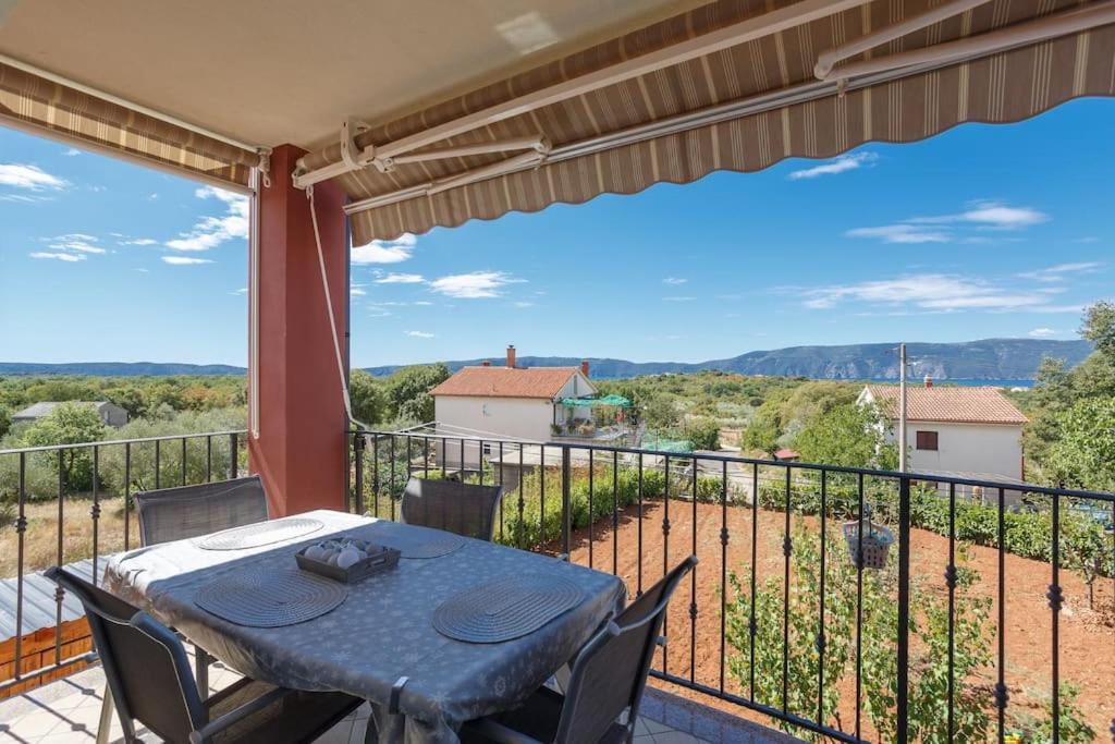 Family Village Apartment Vrh (Krk) Exterior foto